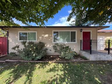 Main picture of 203 F St
