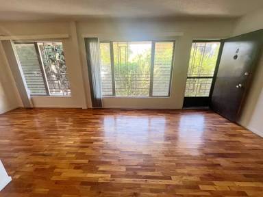 Main picture of 807 3rd St