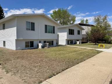 Main picture of 1909 7th Ave E