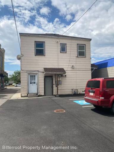 Main picture of 414 W Broadway St