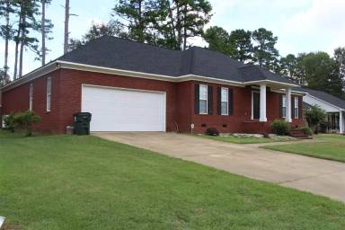 Main picture of 2304 Heathridge Ct