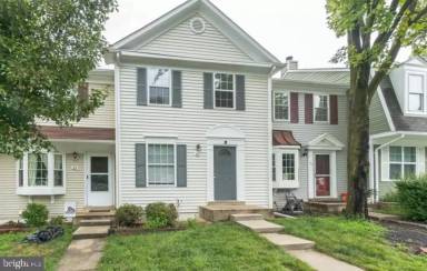 Main picture of 32 Bickel Ct
