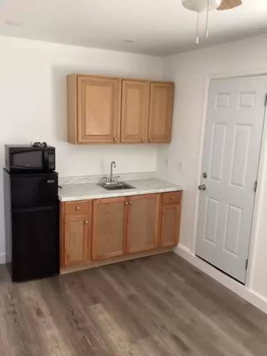 Main picture of 2203 Grand Ave