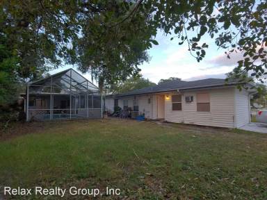 Main picture of 824 S School Ave