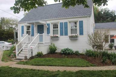 Main picture of 1524 N Ohio St