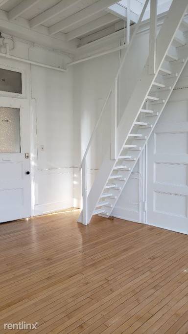 Main picture of 410 S Michigan Ave Apartments