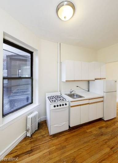 Main picture of 1382 1st Ave