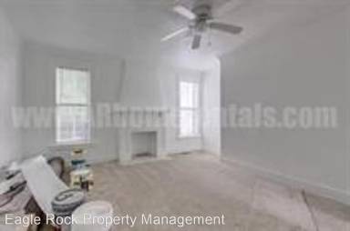 Main picture of 2405 S Battery St