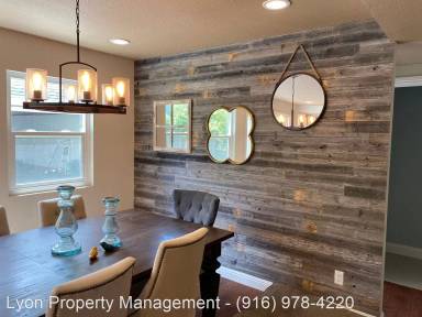 Main picture of 66 Heritage Wood Cir