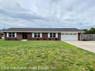 Main picture of 722 Goose Bayou Rd