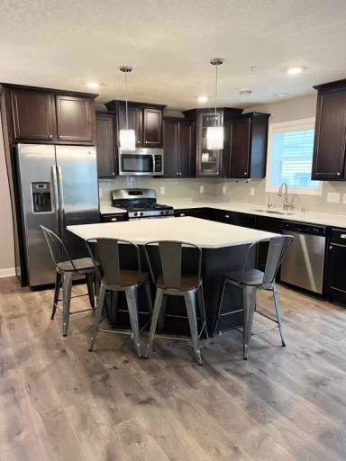 Main picture of 3337 Lakewood Trl