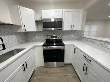 Main picture of 5934 Victor St