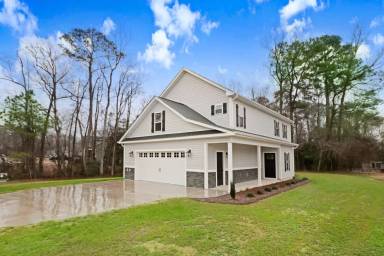 Main picture of 104 Barringer Dr