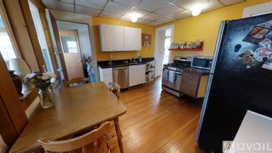 Main picture of 363 Beacon St