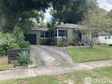 Main picture of 723 Warwick Pl