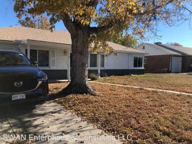 Main picture of 710 Tucson St