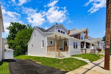 Main picture of 837 Virginia Ave