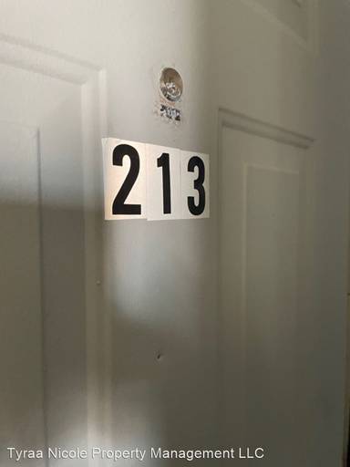 Main picture of 22148 Dante St