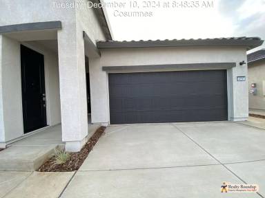 Main picture of 4197 Crossroads Way