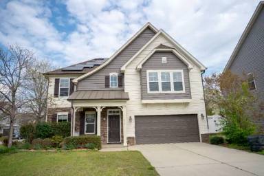 Main picture of 814 New Charleston Dr