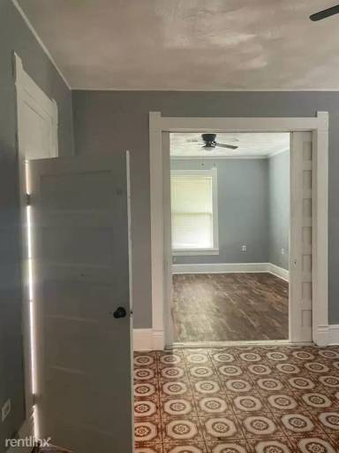 Main picture of 517 Dallas St