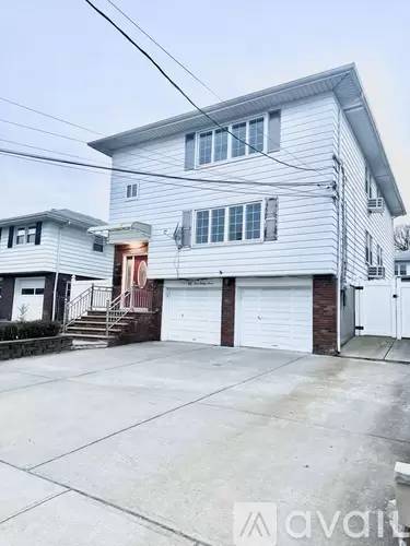 Main picture of 327 Westminster Pl