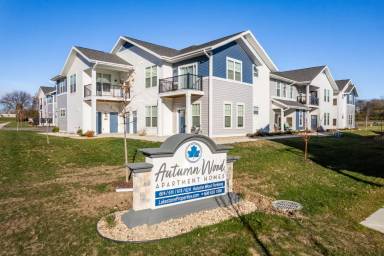 Main picture of 624 Autumn Wood Pkwy