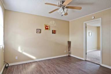 Main picture of 1303 E Colorado St
