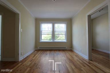 Main picture of 511 W Melrose St