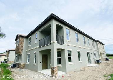 Main picture of 8503 Golf Way