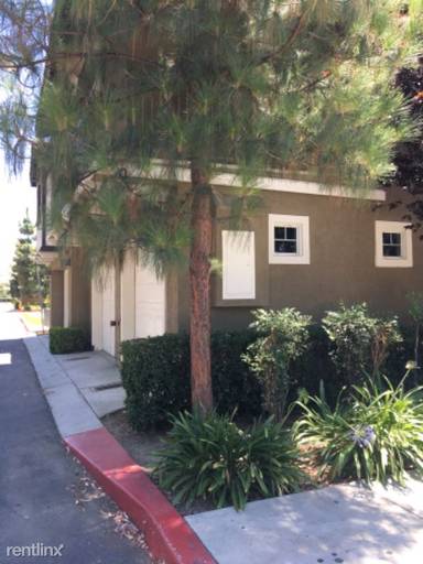 Main picture of 25898 Iris Ave