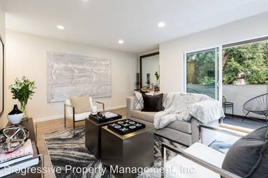 Main picture of 1836 N Gramercy Pl