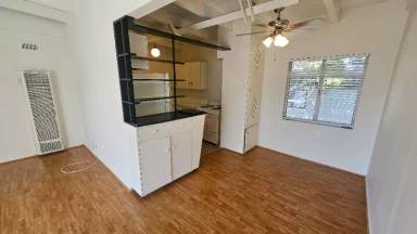 Main picture of 11940 Laurelwood Dr