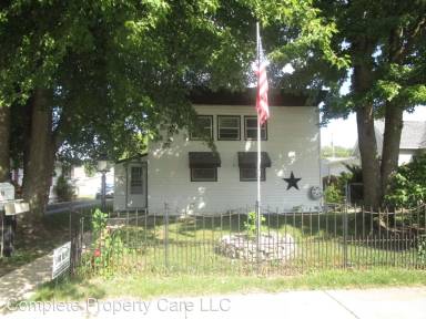 Main picture of 1506 N Bell St