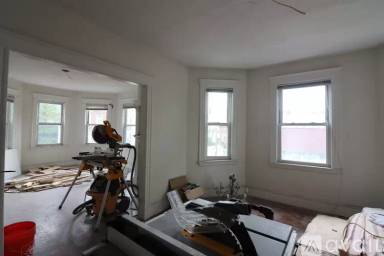 Main picture of 150 South St