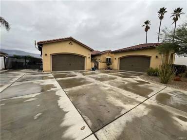 Main picture of 34899 Orange St