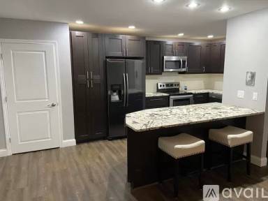 Main picture of 73 Walnut St