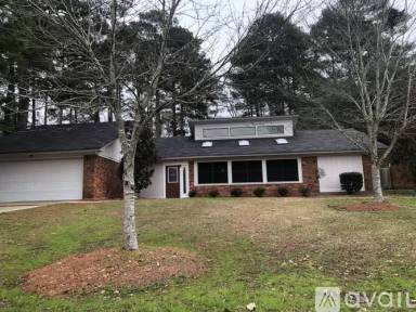 Main picture of 129 Fox Run