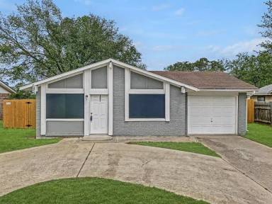 Main picture of 108 Missionary Cir