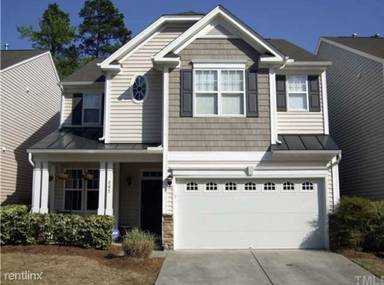 Main picture of 205 Founders Walk Dr