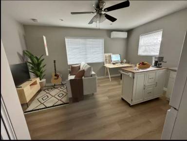 Main picture of 2606 Meade Ave