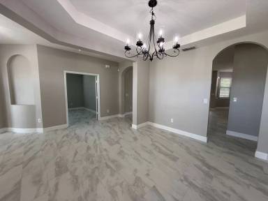 Main picture of 5370 Red Leaf Ct
