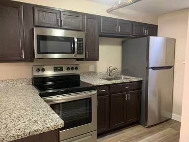 Main picture of 516 W Harding Rd