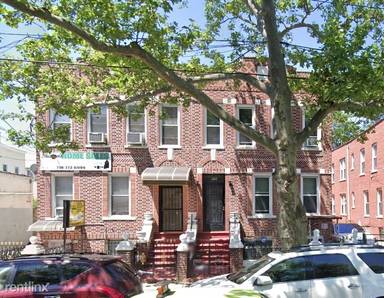 Main picture of 1443 Albany Ave