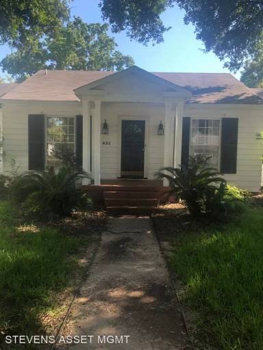 Main picture of 431 Slattery Blvd