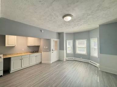 Main picture of 167 Mammoth Rd