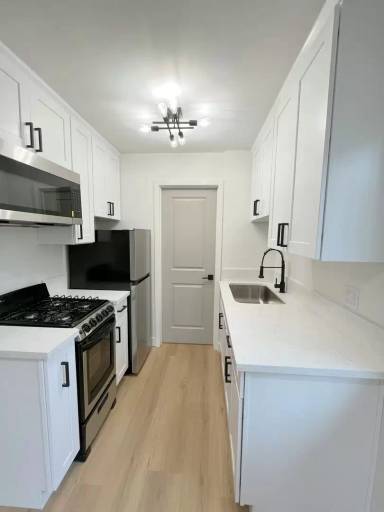 Main picture of 1024 W 24th St