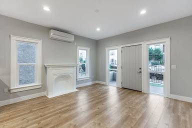 Main picture of 413 Coronado Ter