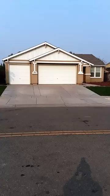 Main picture of 1452 Claridge Ct