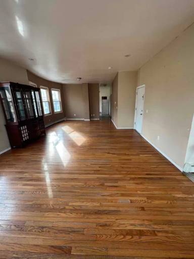 Main picture of 81 Paterson Ave